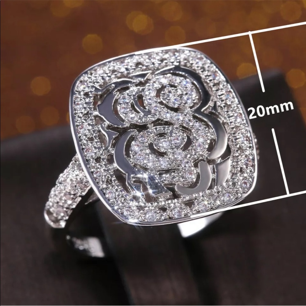 New Vintage 925 Silver White Sapphire Ring - Picture 2 of 5